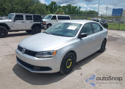 2014 Volkswagen Jetta 2.0L Tdi Value Edition from USA, damaged, VIN 3VWLL7AJ3EM310052
